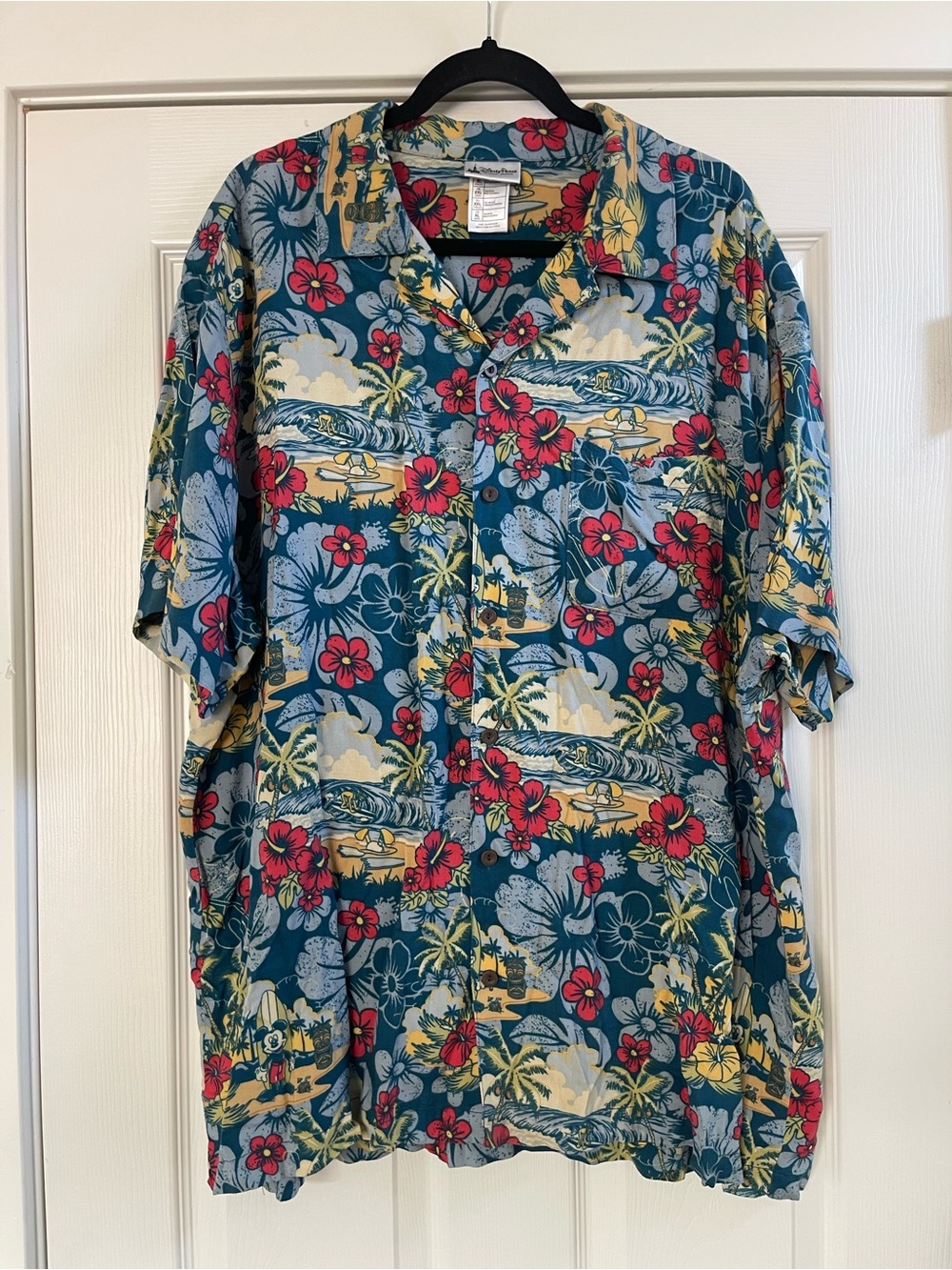 Men’s Disney Parks Hawaiian Floral Mickey Surfing Button Up Shirt Blue Size XL
